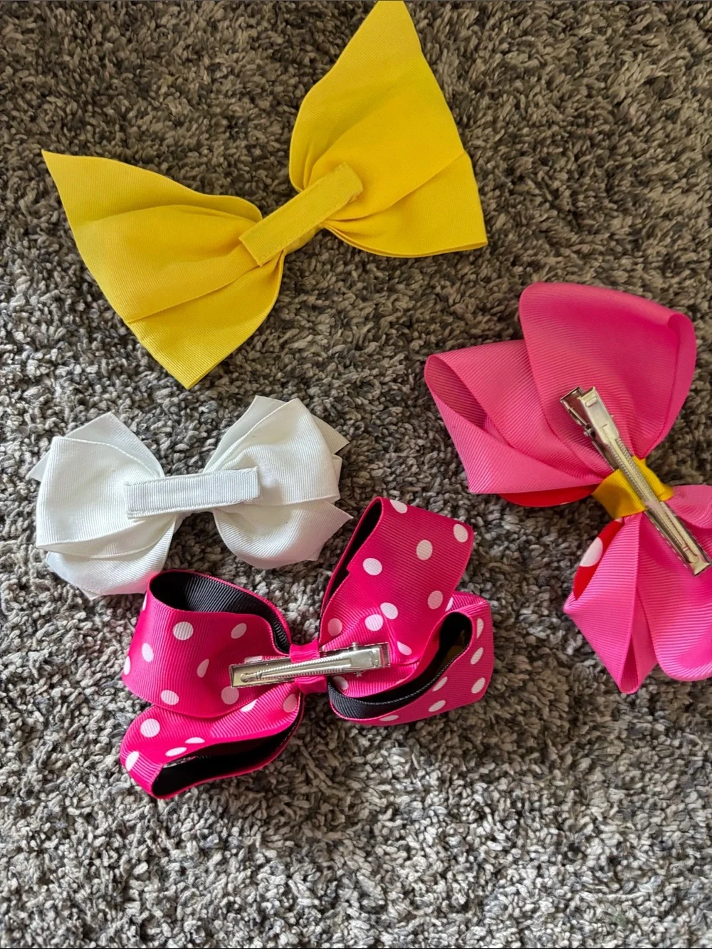 Hair bows
